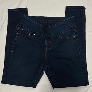 Women’s Skinny Jag Jeans